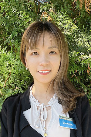 Pythagoras Academy Teacher Jean Huang